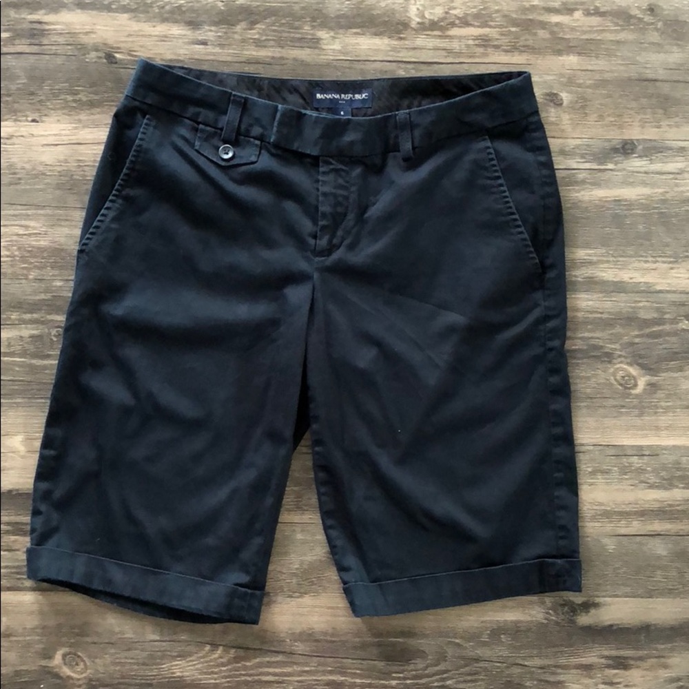 🏖Summer Sale🏖 Banana Republic Bermuda - Size 6